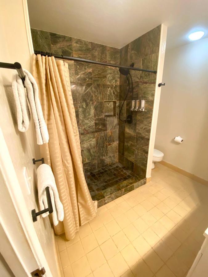 Charming 1 Bedroom Beach Condo Prime Location Great Value Pahala Buitenkant foto